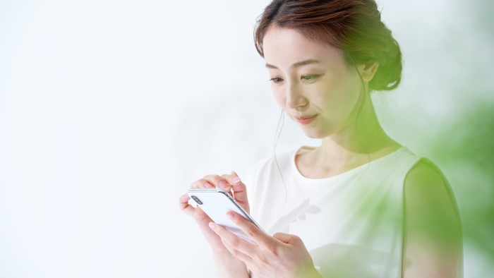 より効果的な「紫外線によるダメージケア」「シミ対策」なら！オンラインクリニックで医師に相談がおすすめ。